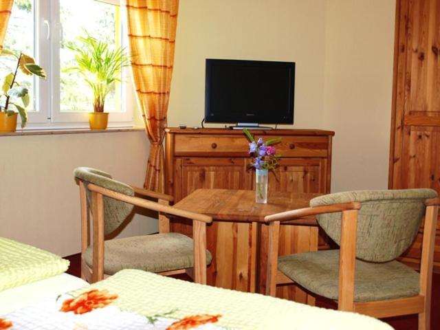 Landhotel Zum Honigdieb Ribnitz-Damgarten Chambre photo